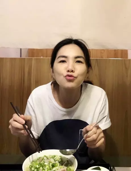 Ella產後尿失禁!「不是失禁一點,而是整個護墊都濕掉,然後褲子也濕掉」!