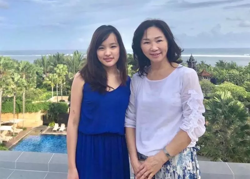 韓冰空中說愛 釣出網曬另類佳芬姊