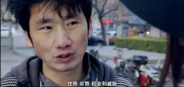 乞丐向貴婦討錢1個月收入竟破萬,當他說出「乞討秘訣」連貴婦都忍不住拜他為師!