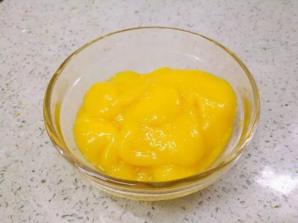 夏天就應該大口吃冰!教你製作美味的芒果雪糕,吃一口真滿足!