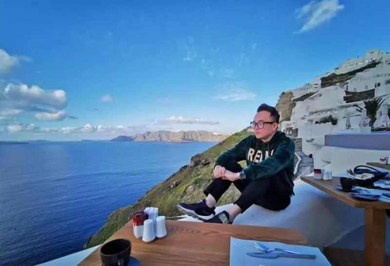 曾經窮到口袋裡的錢不夠吃飯添油,大馬怕羞仔浴火重生變千萬業績CEO!