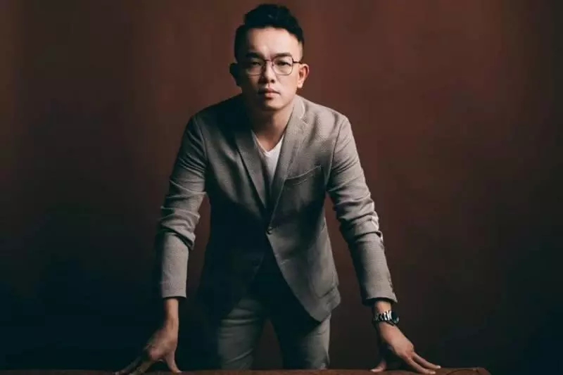 曾經窮到口袋裡的錢不夠吃飯添油,大馬怕羞仔浴火重生變千萬業績CEO!