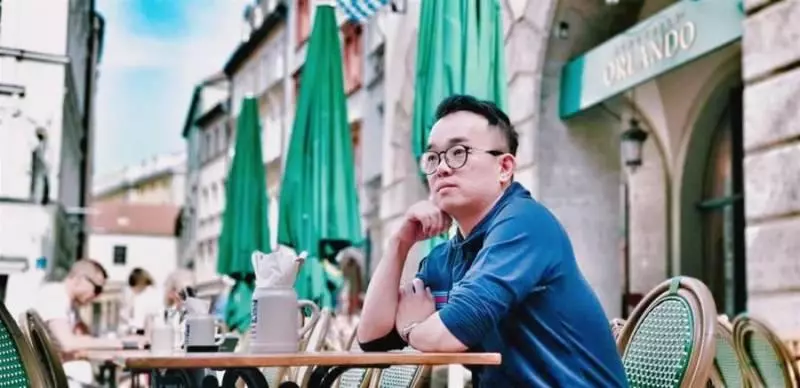 曾經窮到口袋裡的錢不夠吃飯添油,大馬怕羞仔浴火重生變千萬業績CEO!