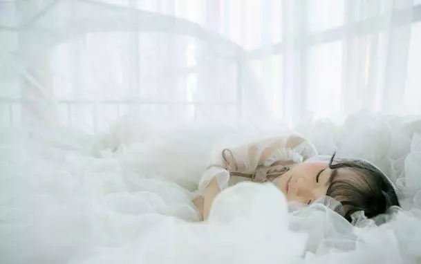 小山竹從素人小孩變日系美女,顏值不輸星二代