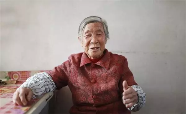無意間聽到兒子與兒媳的對話,讓我天倫之樂的夢醒了…再也不想幫帶小孩了!