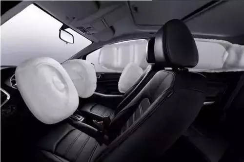 汽車的後排座位比前排安全?答案令人驚訝!