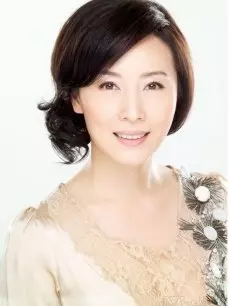 「方岑」驚罹「帕金森氏症」退出演藝圈,發病前「十大早期徵兆」須當心,無法根治的腦退化真相