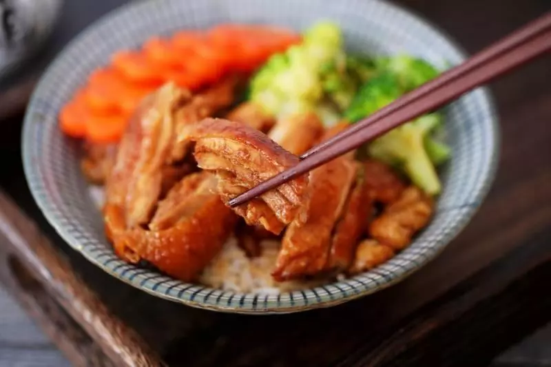 雞腿最好吃的做法,醬香四溢,鮮嫩多汁,味道好,做法簡單!