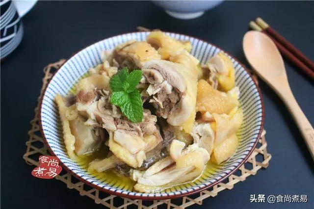 雞肉這樣做,咸香入味又簡單,家人三天兩頭就喊饞,客家人最愛
