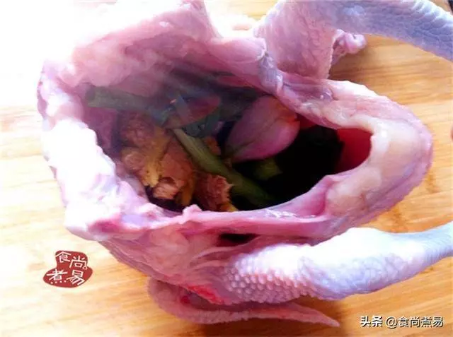 雞肉這樣做,咸香入味又簡單,家人三天兩頭就喊饞,客家人最愛