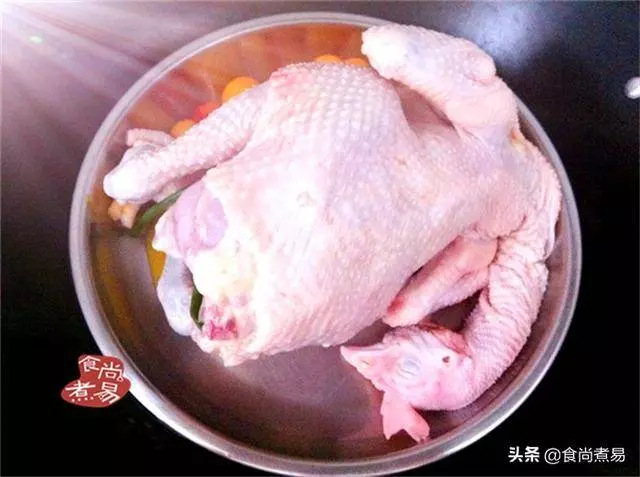 雞肉這樣做,咸香入味又簡單,家人三天兩頭就喊饞,客家人最愛