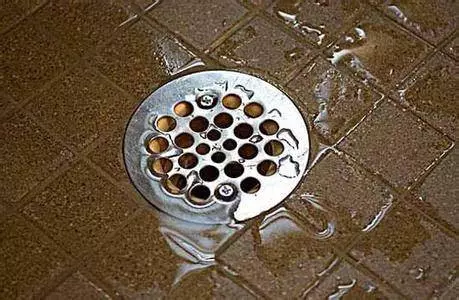 地漏臭味別著急,簡單幾步就去臭,夏日不必擔心臭味蔓延