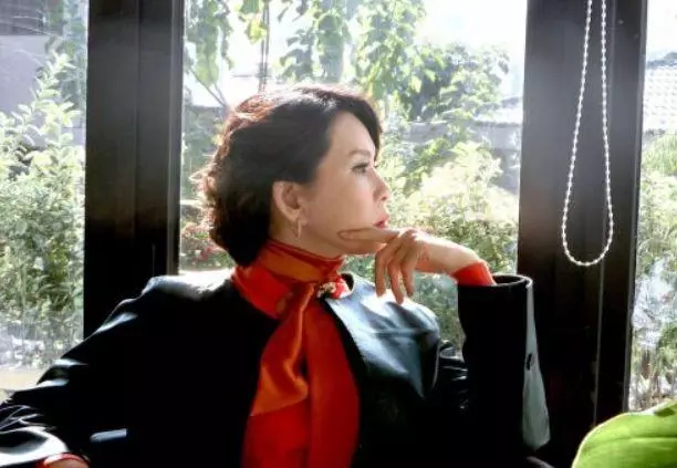 曾比林志玲還火,卻嫁入豪門不孕,19次試管無效,今患癌症離婚