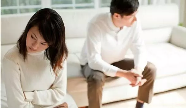 侄兒結婚婆婆給一萬,女兒結婚給十萬,她提一個請求,我一分不要