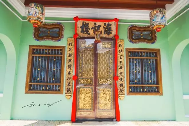 中國人到馬來西亞的城市旅遊,形容這裡「比中國還中國」~