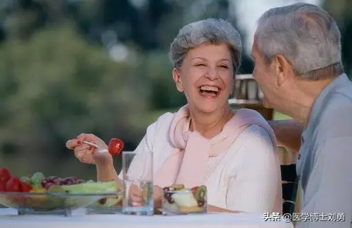 高血壓,謹記早起三不做,飯後三不急,睡前三不宜!降低血壓峰值
