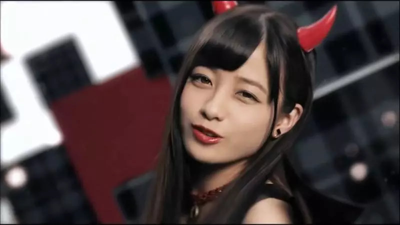 史上最難題「比爾蓋茲與橋本環奈掉水裡該救誰?」網友神解題突破盲腸啊