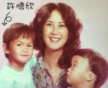 許冠傑大兒子患癌初愈,但暴瘦將近30斤,現獨自買營養品補身!