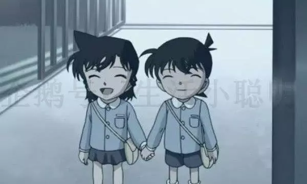 如果一開始喝下變小藥水的不是柯南,而是小蘭,又會發生…