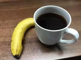 營養專家養生秘訣:每天吃1根香蕉+1杯咖啡,血壓降下來了,血糖也穩定了