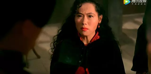 她女扮男裝走紅,卻因「妖媚」被張國榮誇天才,如今出鏡讓人吃驚