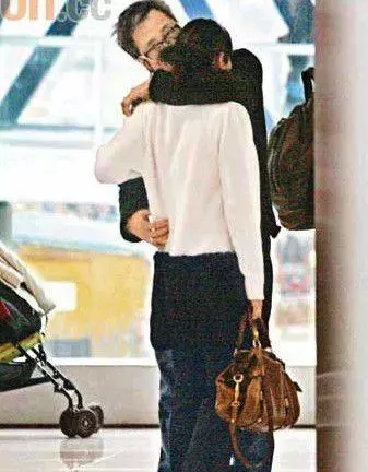 她女扮男裝走紅,卻因「妖媚」被張國榮誇天才,如今出鏡讓人吃驚