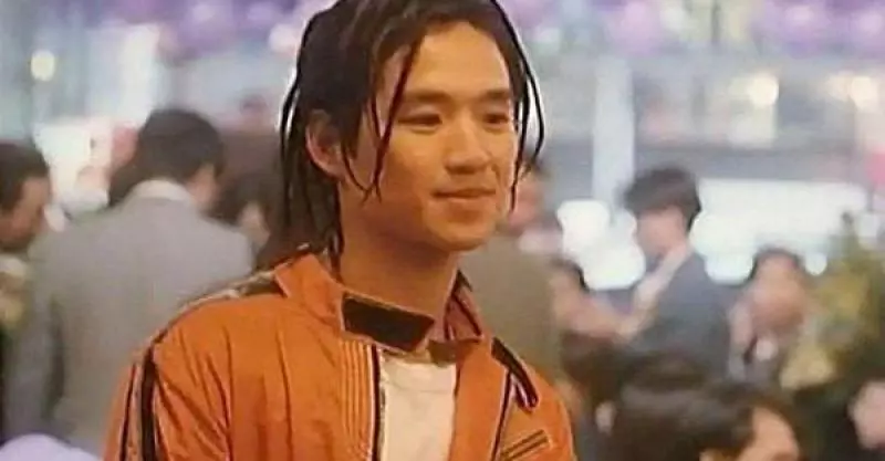 張柏芝初戀男友,曾帥過謝霆鋒,遭鄭伊健打壓,現胖成油膩大叔