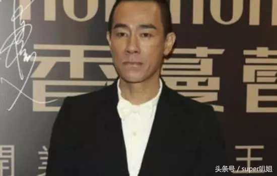 史上最難堪的7場演唱會,請14位保全,全場卻僅有7個觀眾!天王天後尷尬到極點只能厚臉皮硬撐