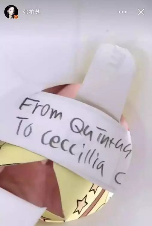 謝霆鋒兒子Lucas穿西裝表演節目,又高又帥,顏值果然不比爸爸低,張柏芝:真系高過我啦