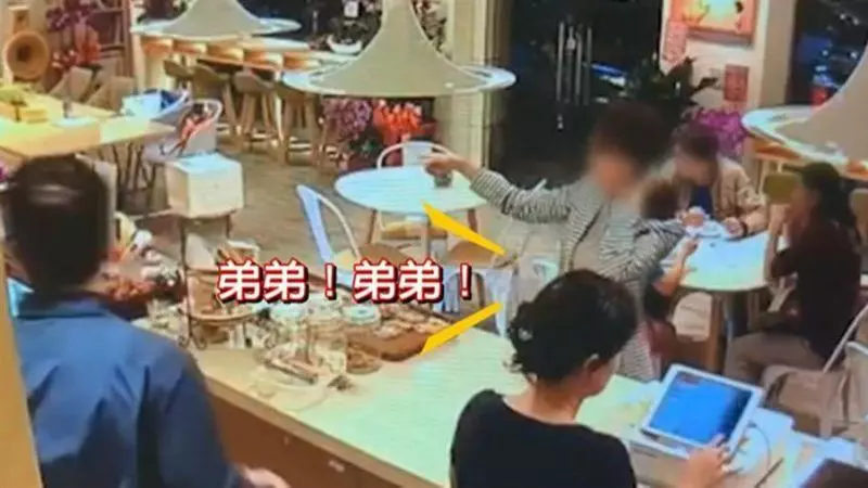 3歲兒戳破90萬音響!網友掀2派論戰嗆「店家自己也有疏失」 護航家長「不要輕易就賠償」