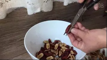 經期必備⚡ 教你簡單自製『蜂蜜紅棗茶』, 微甜暖胃❤️讓你心情瞬間Up!