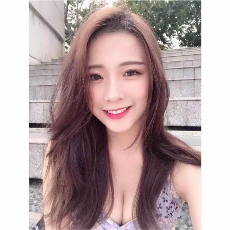 台灣Youtuber閃亮亮「激戰片」被爆是假的! 網友3個細節證明:根本就是自導自演!