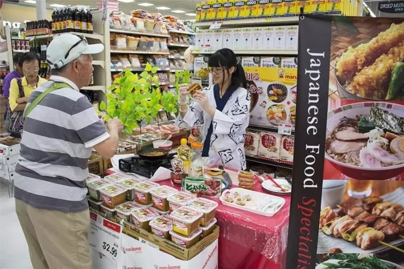 Promoter的心聲:我們不光是在超級市場裡吹冷氣,派派Sampel而已