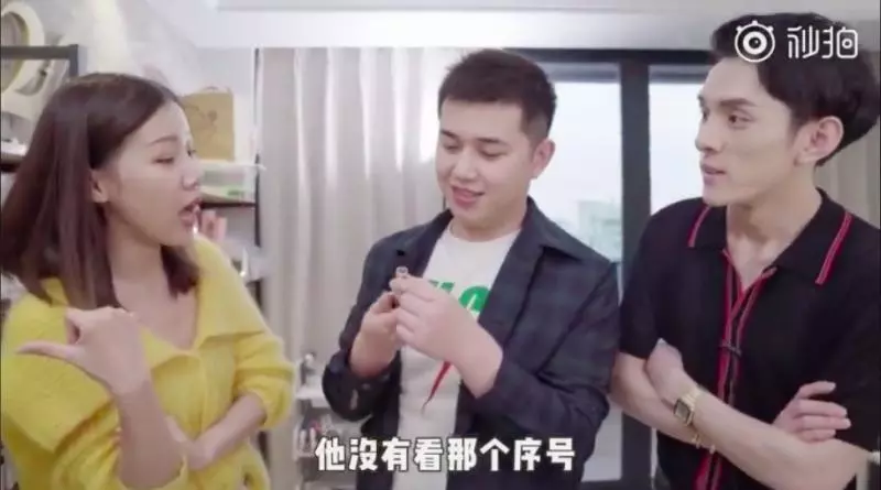 羅斯瑪應該都不夠他來!口紅哥李佳琦家裡首次公開!價值百萬的口紅多到可以壓死你!