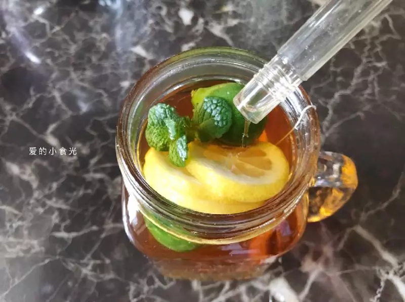 它是「天然抗生素」,天熱用它做飲料,淡化斑點又美白,做法簡單 !