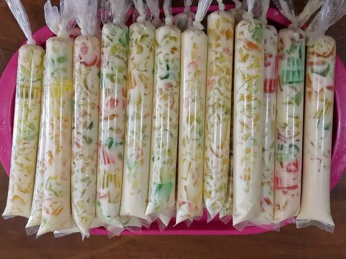 【網絡爆紅】冰條最創意吃法!教你如何自製 JELLY 冰條!!