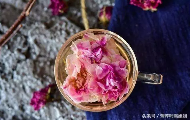 胃不好,遠離「三物」,多飲「四水」,做好這五件事,胃一點點變好!