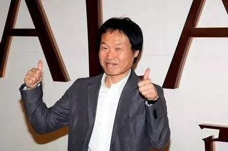 《我的野蠻女友》17年了!他去世了,她嫁豪門生兩胎,而他名利雙收成人脈王!