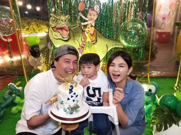 Ella自曝產後一打噴嚏就尿失禁,瞞3年決定動手術,看完她臉書才知道為人母的偉大:願意為你生孩子的女人,真的都該珍惜