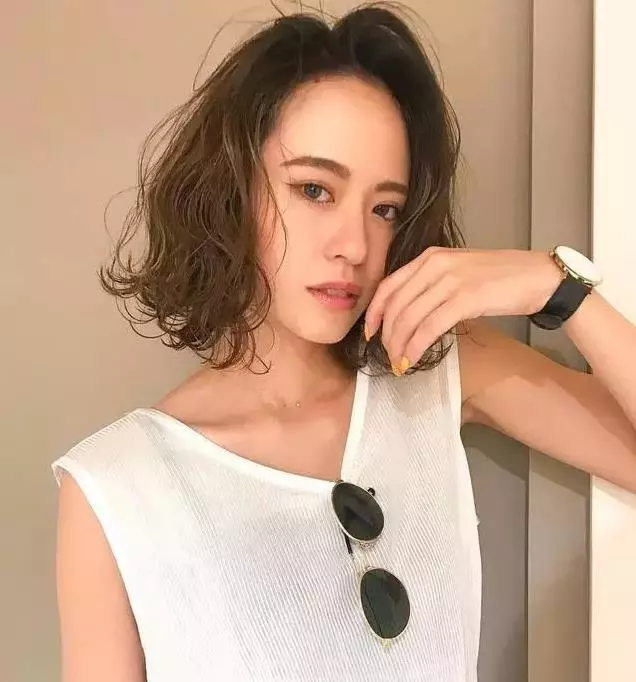 25款燙髮,方便簡單,時尚好看不老氣,一定有一款適合你