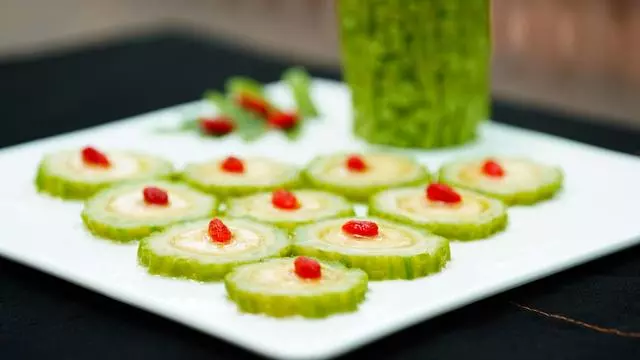 清熱又解暑，好吃還不貴的19道苦瓜做法，我能多吃兩碗飯！