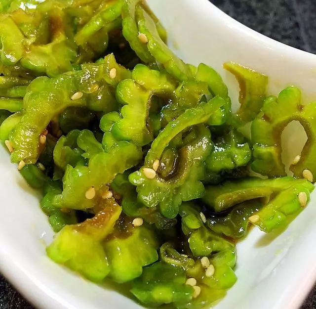 清熱又解暑，好吃還不貴的19道苦瓜做法，我能多吃兩碗飯！