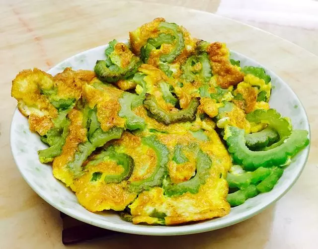 清熱又解暑，好吃還不貴的19道苦瓜做法，我能多吃兩碗飯！