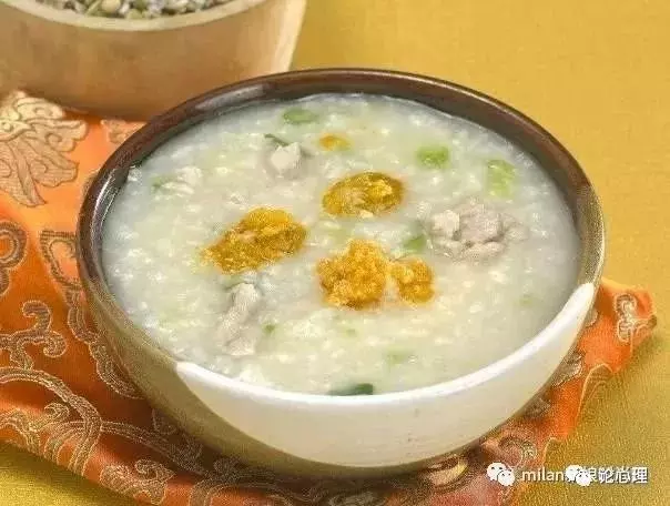 假如你很餓,你會喝哪碗粥?測誰在身後默默的愛著你?