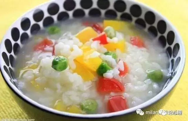 假如你很餓,你會喝哪碗粥?測誰在身後默默的愛著你?