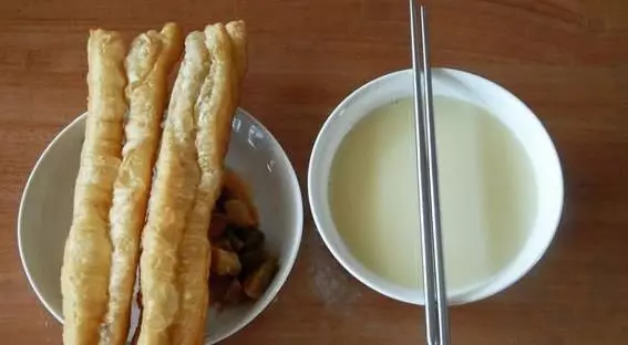 心理測試:下面這4份早餐,你想吃哪份?測你命中註定是啥命