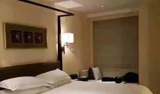家裡垃圾桶擺在哪裡最合適?旺財又旺運,富人家都這樣放