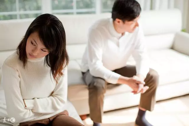 「你既然那麼愛前男友,幹嘛要嫁給我,我十萬塊娶了個祖宗啊」