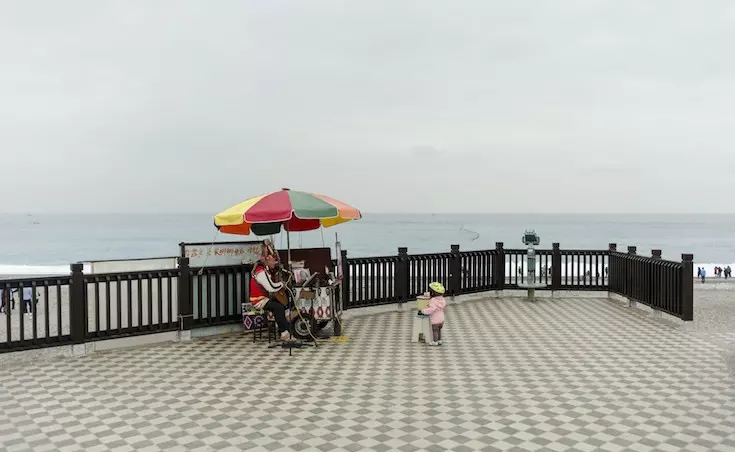 北京爸爸獨自帶2歲女兒到台灣旅行 才一踏進飯店就驚覺「老婆真的太偉大」!