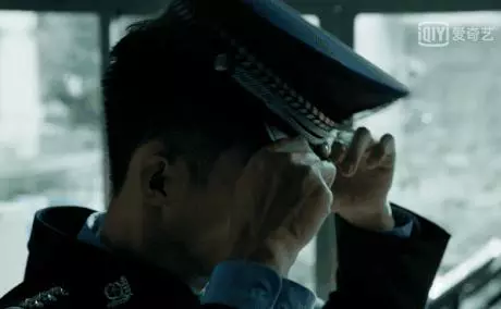 震驚全國的緝毒大案被拍成劇,第一集就尺度狂飆!
